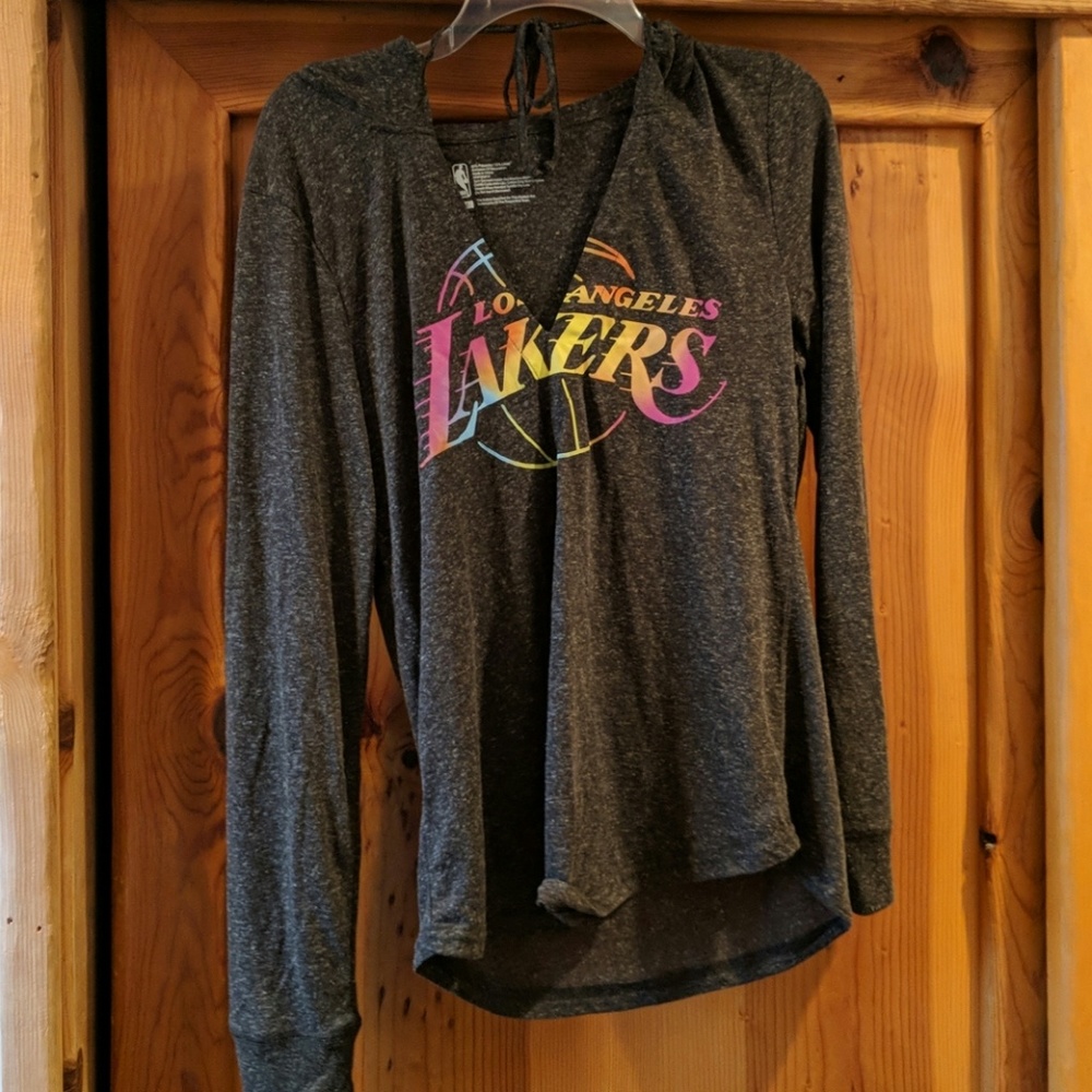 New lakers top